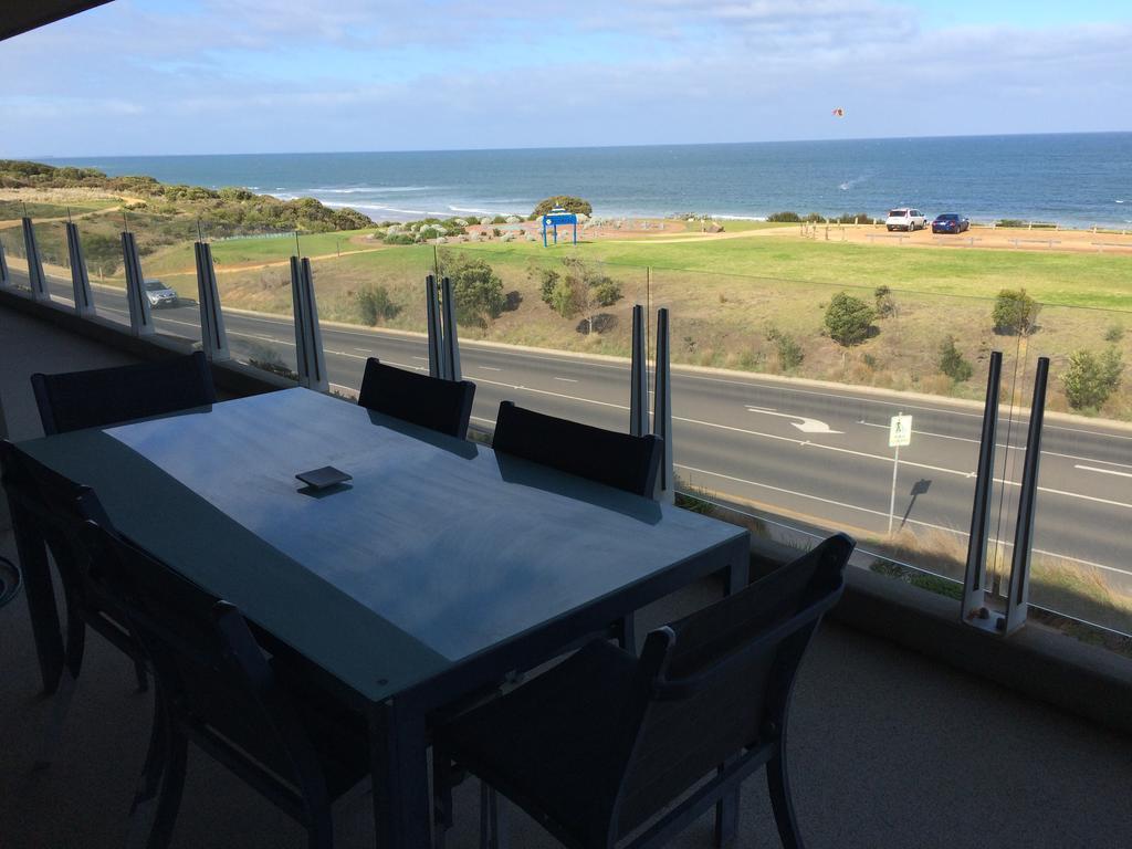 Onshore Torquay Rum bild