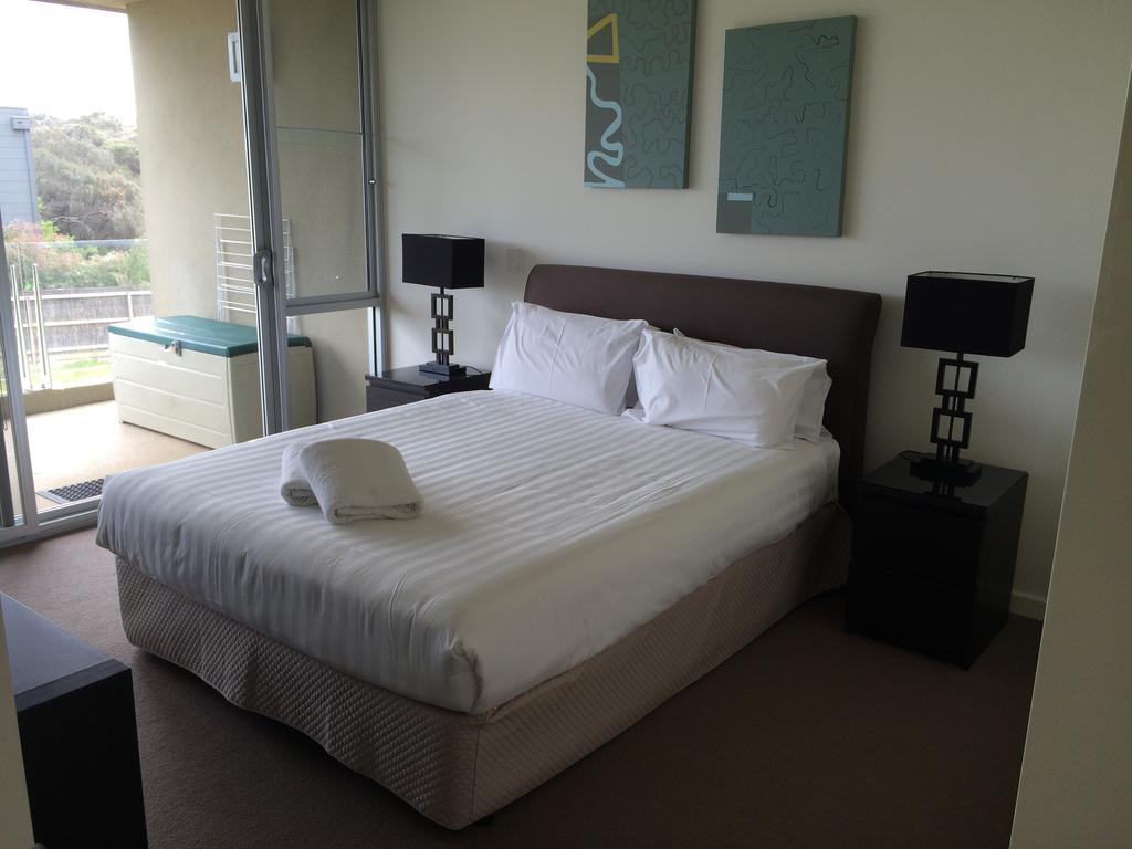 Onshore Torquay Rum bild