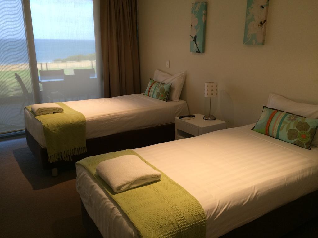 Onshore Torquay Rum bild